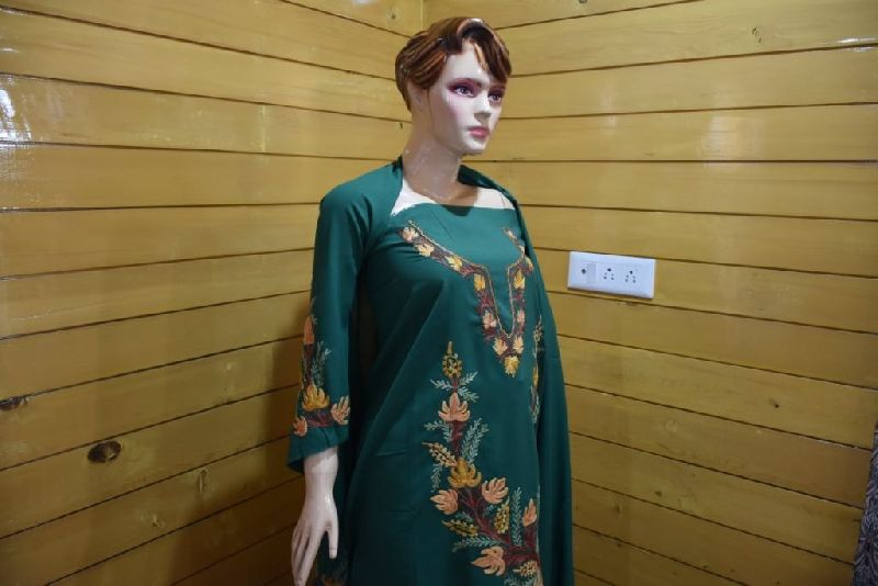 Green Kashmiri Embroidered Unstitched Suit Fabric 03