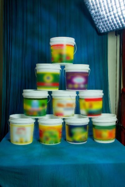 Plastic Paint Container 04