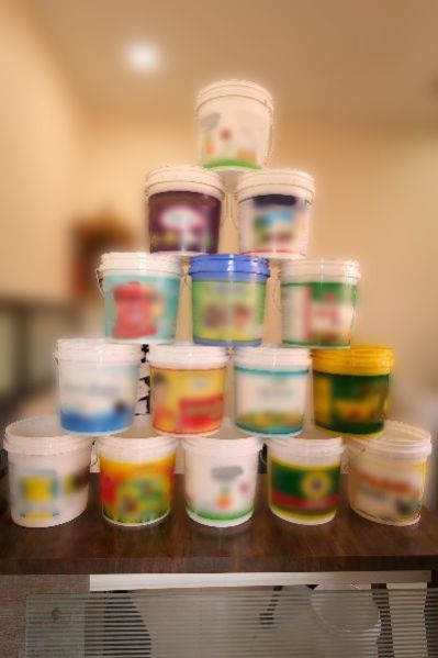 Plastic Paint Container 05