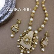 Artificial Necklace Sets 04