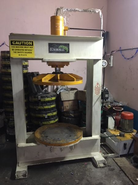 Tyre Fitment Press