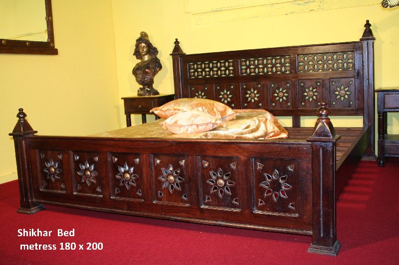 BD SKH - 180195 Wooden Box Bed