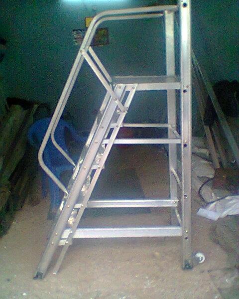 Aluminium Trolley Step Ladder 05