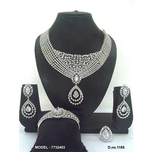 Elegant American Diamond Jewellery Set