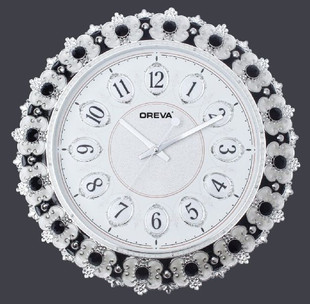 AQ 9057 Fancy Analog Clock
