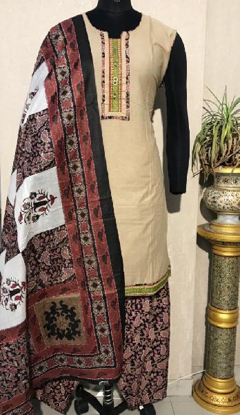 Ladies Brown Salwar Suit (D. No. 2418)