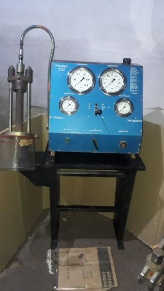 Injector Testing Pump