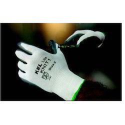 Half Finger White Knitted Gloves