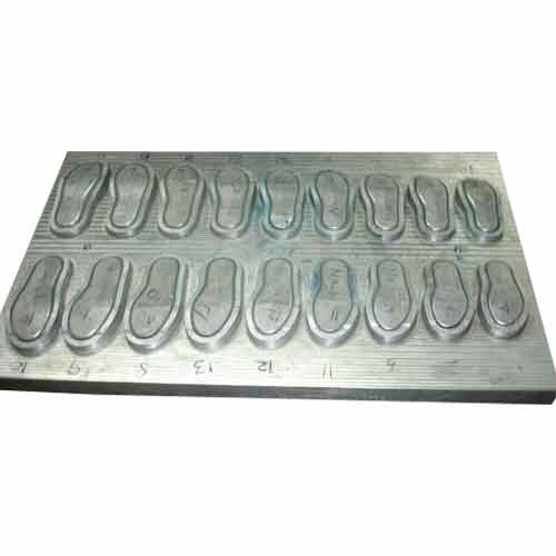 Baking Cake Moulds - Get Best Price from Manufacturers & Suppliers in India