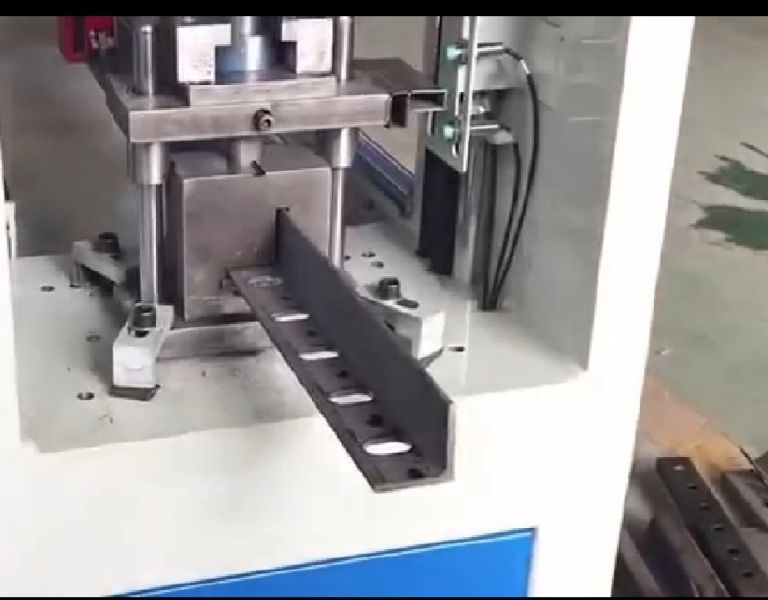 CNC Angle Punching Machine 01