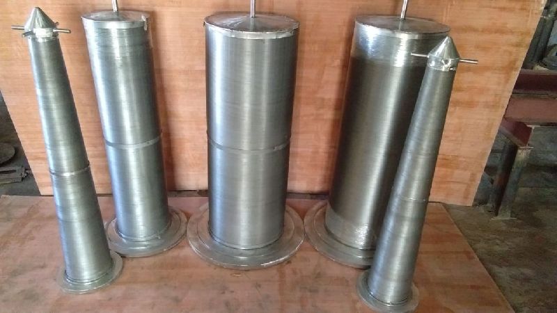 Notch Wire Carbamate Strainer