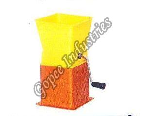 Plastic Chilly Cutter