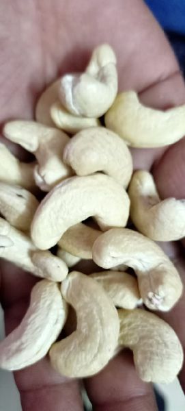 WW210 Cashew Nuts