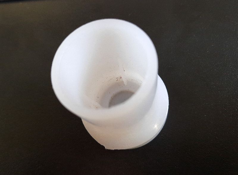 No. 313 Nylon Plastic Cap (25 MM)