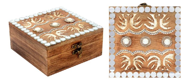 BC -20114 Fancy Wooden Box