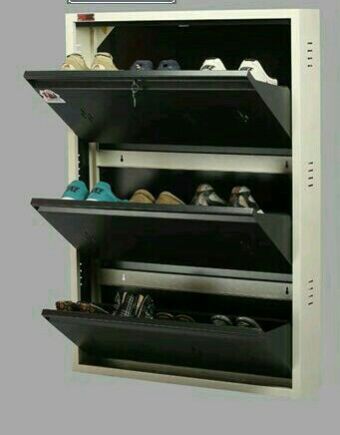 Door mounted hot sale shoe rack