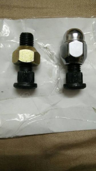 hub bolt and nut