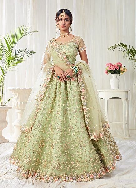 Bridal Lehenga Blouse Designs For Brides 2023 | Long gown design, Half saree,  Bridal lehenga blouse design