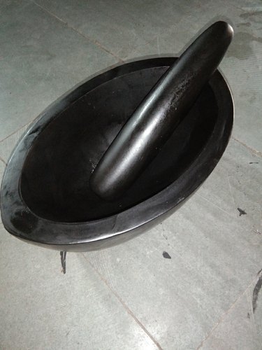 15 Inch Black Narmada Stone Boat Shape Kharal