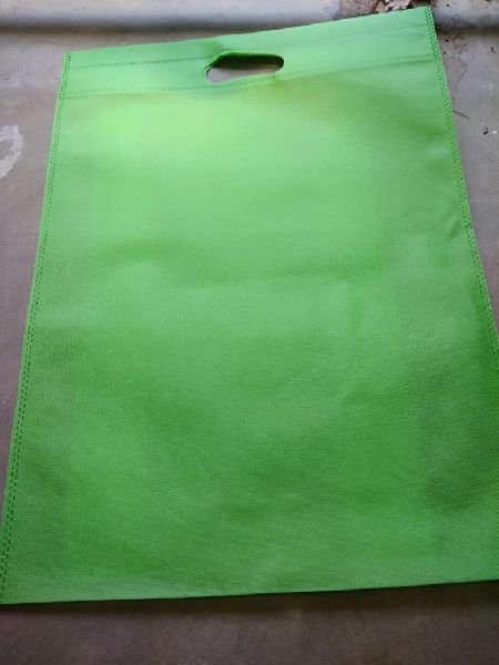 Green D Cut Non Woven Bags