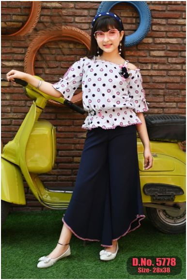 Beautifully Designed Balloon Top with U-shaped Pant