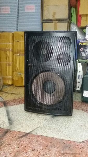 La monitor hot sale speaker