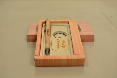 Wooden Pen and Keychain Gift Set