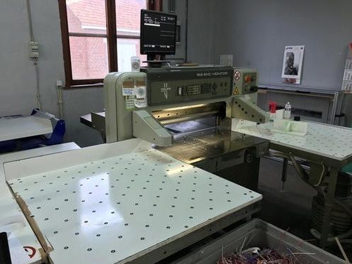 Used Automatic Polar 92EMC Paper Cutting Machine