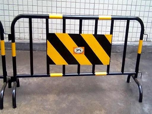 Single Frame Zebra Barricade