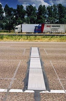 Slow Speed Weigh In Motion Indicator Repairing