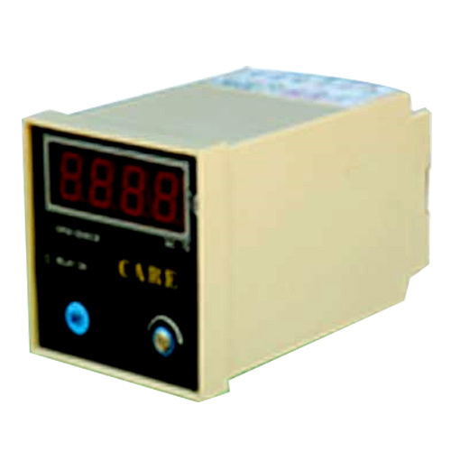 72 sq. mm Digital Temperature Controller