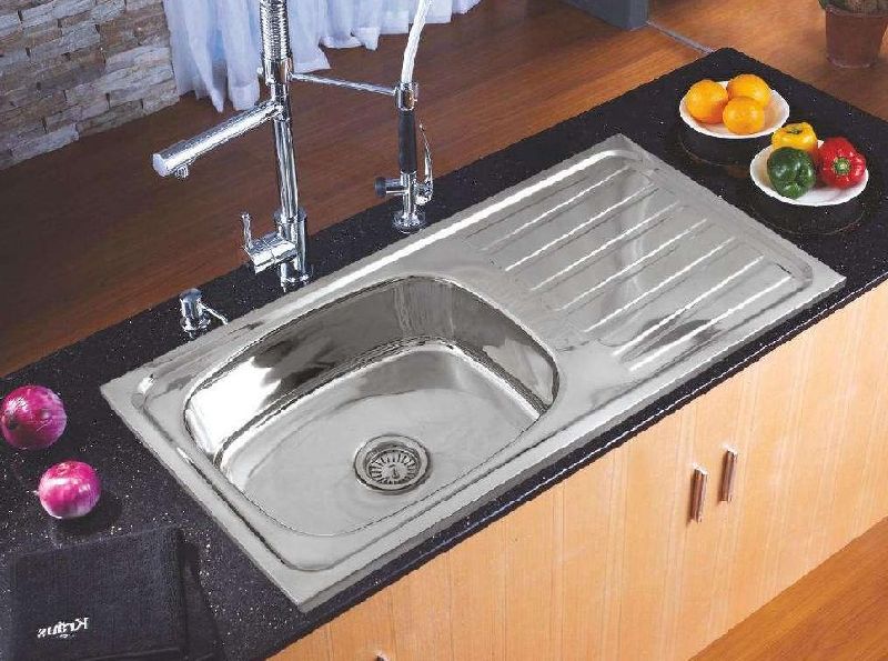 Stainless Steel Sink with Drainboard