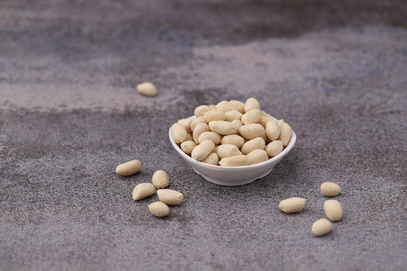 Blanched Whole Peanuts