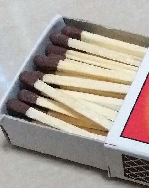 51x35x12mm Wooden Matches