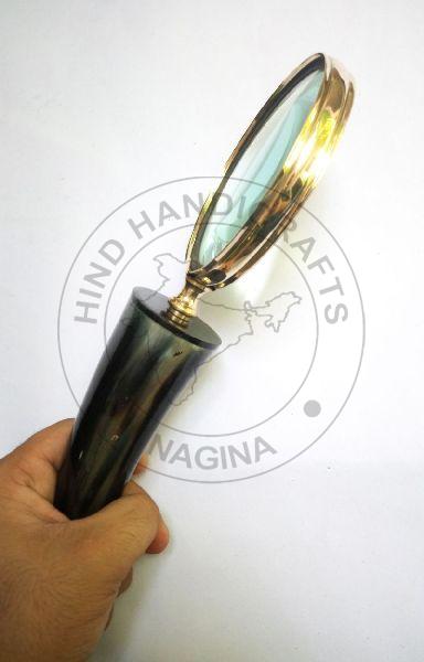 HHC16 Antique Wood Brass Magnifier