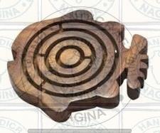HHC193 Wooden Labyrinth Game