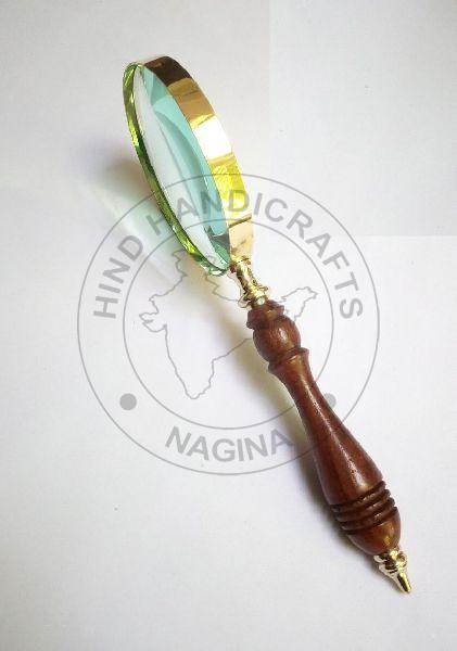 HHC20 Antique Wood Brass Magnifier