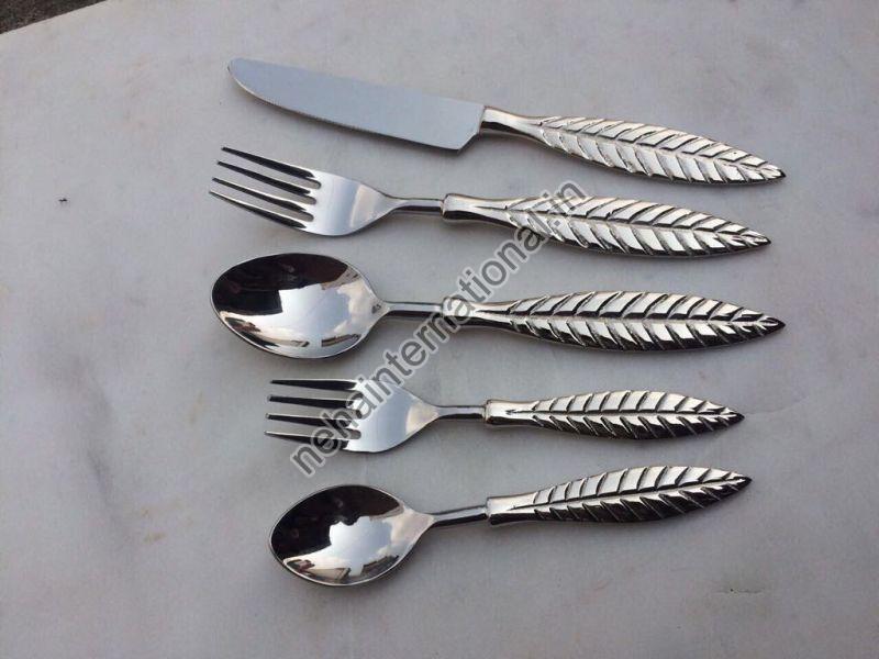 Cutlery Set 11