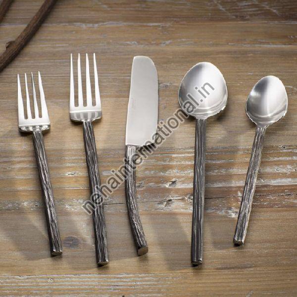 Cutlery Set 19