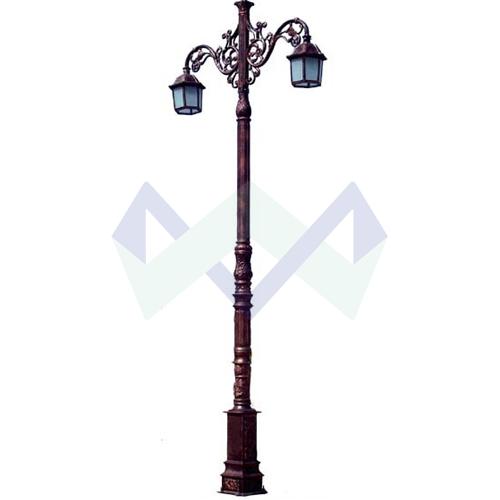 cast iron pole light