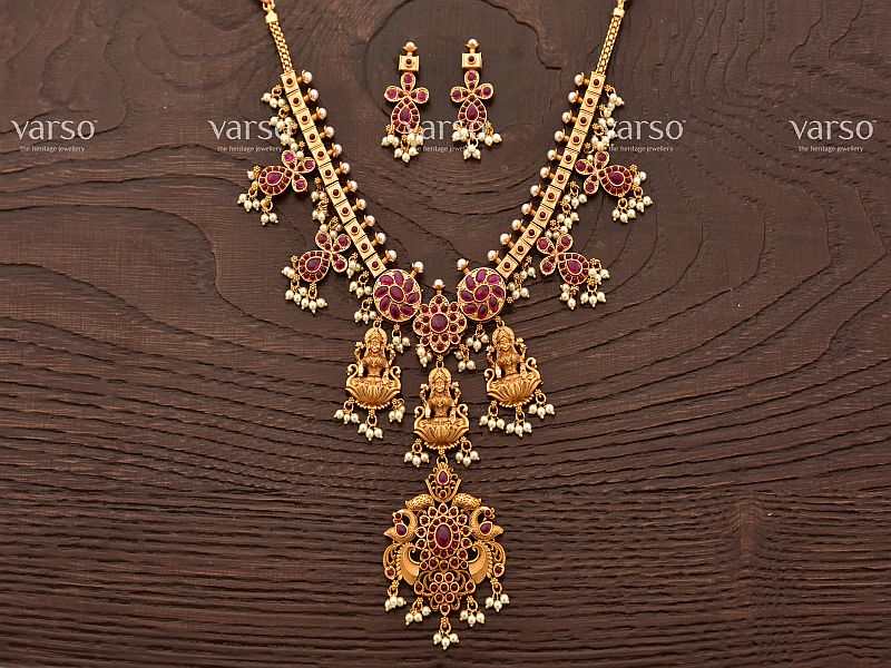 20323 Gold Antique Necklace