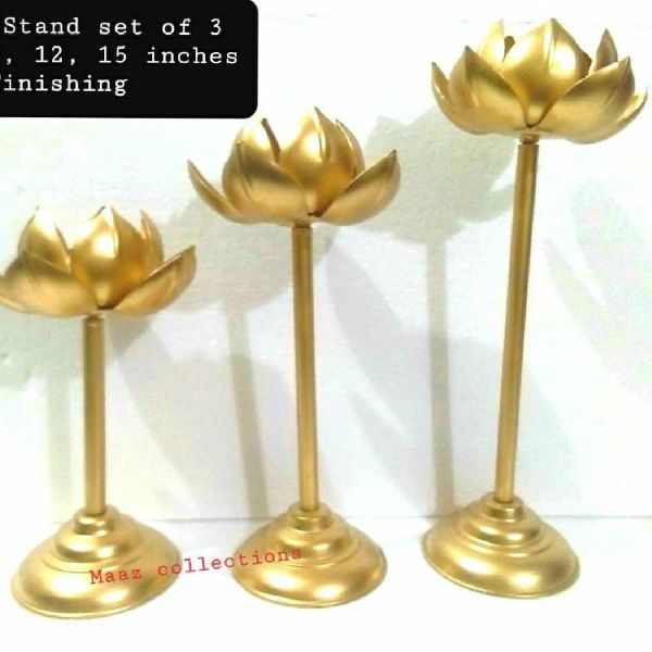 Iron Lotus Design Candle Stand