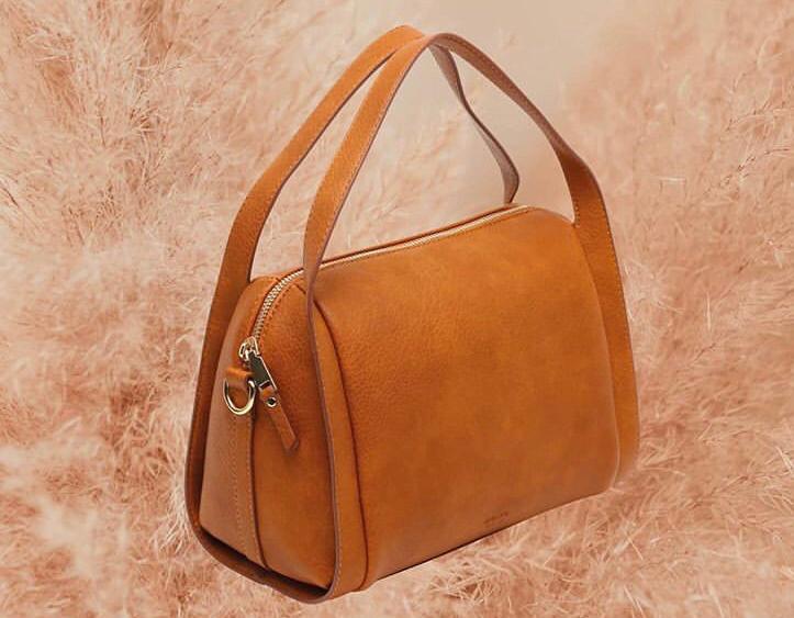 Leather Plain Handbags