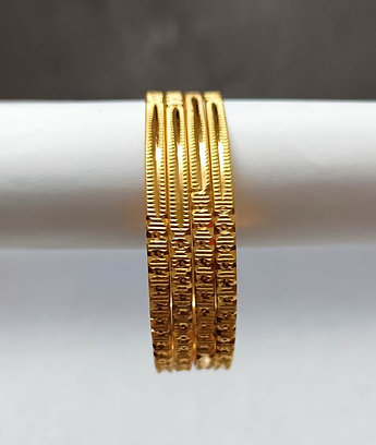 Single Line Cut Design Brass Bangles