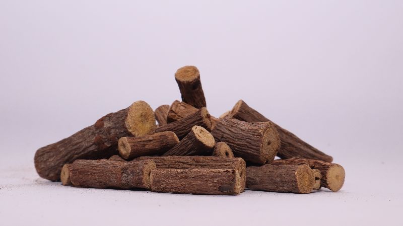 Dried Mulethi Sticks