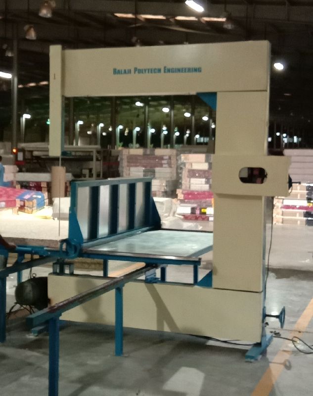Vertical Foam Cutting Machine