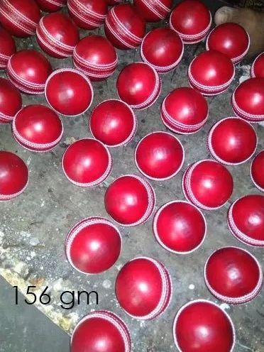 156g Red Leather Cricket Ball