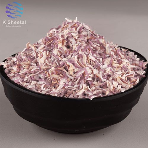 Dehydrated Pink Onion Chopped