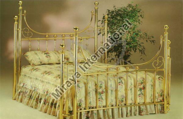 Long U Brass Bed