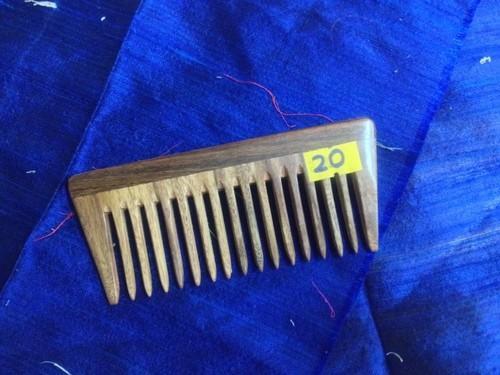 20 Natural Wooden Comb